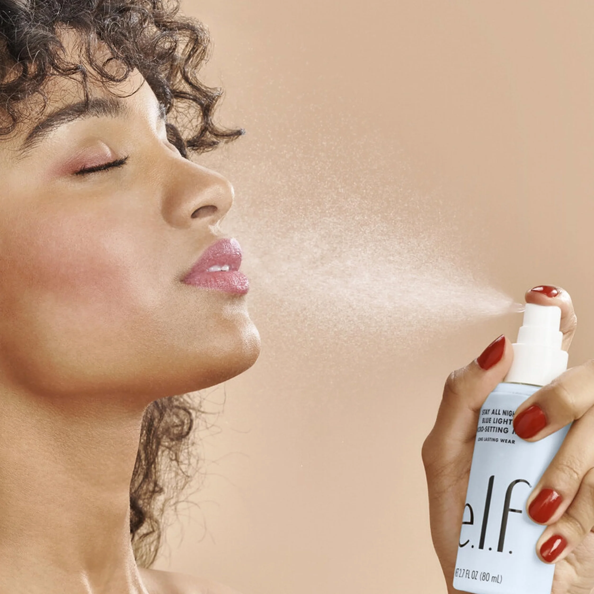 e.l.f. Stay All Day Blue Light Micro-Setting Mist, spray fissante e rinfrescante per un finish opaco, riduce la trasmissione di luce blu, 80 mL (2,7 fl oz)