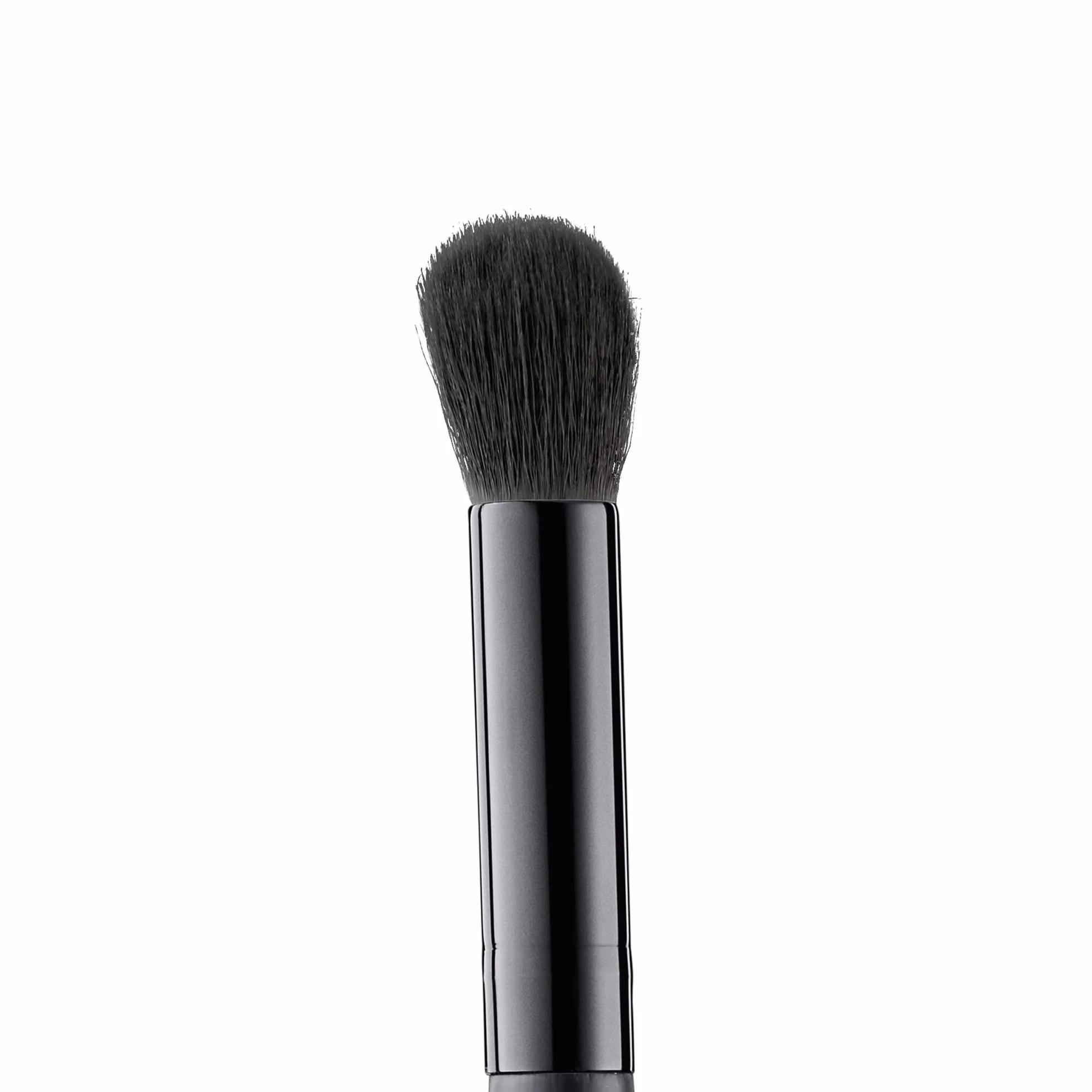 e.l.f. Flawless Concealer Brush, accessorio per make-up vegano, sfuma e illumina facilmente, per un delicato effetto aerografo