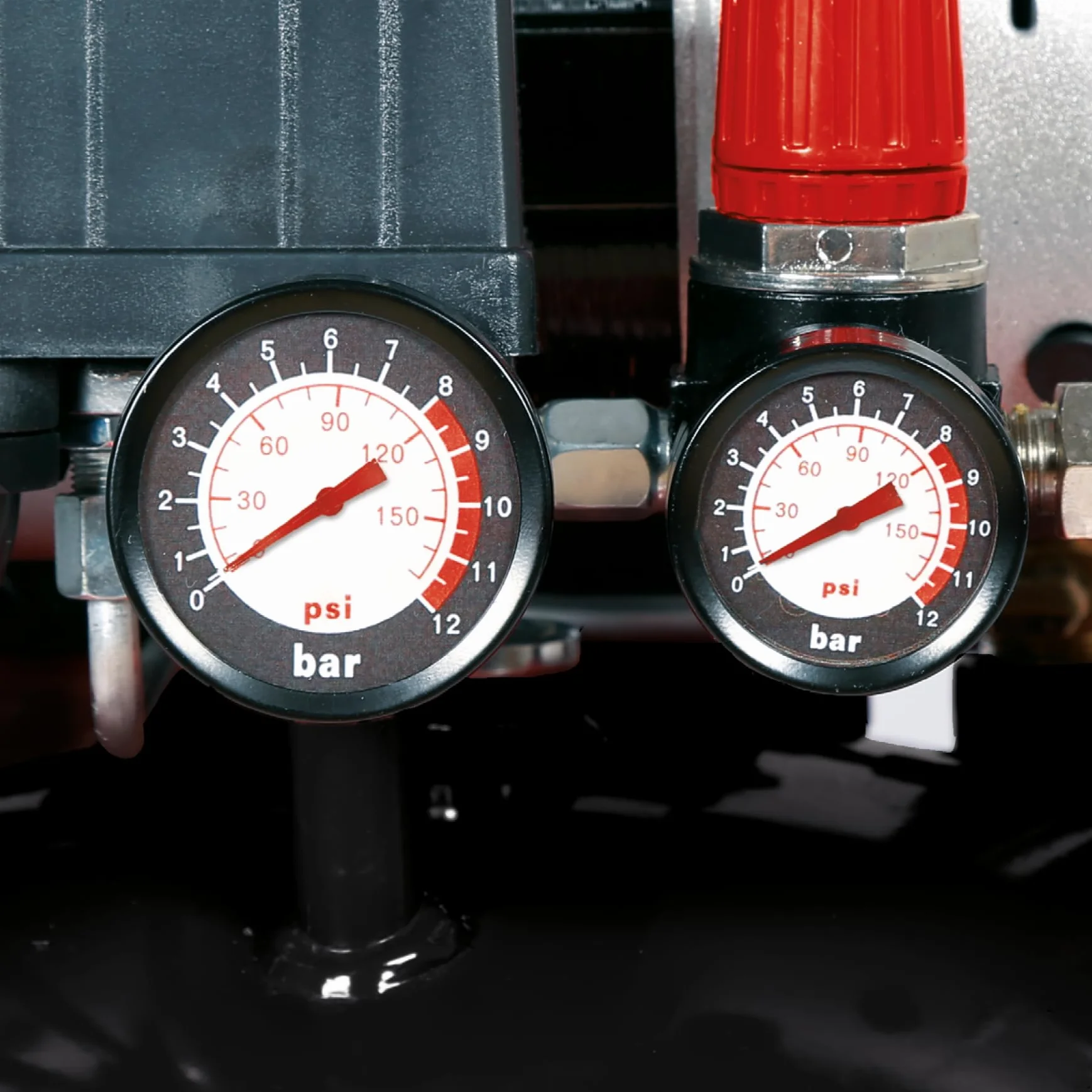 Einhell TE-AC 24 Compressore silenziato 220-240V 750W 24l 8bar 100l/min 57dB(A)
