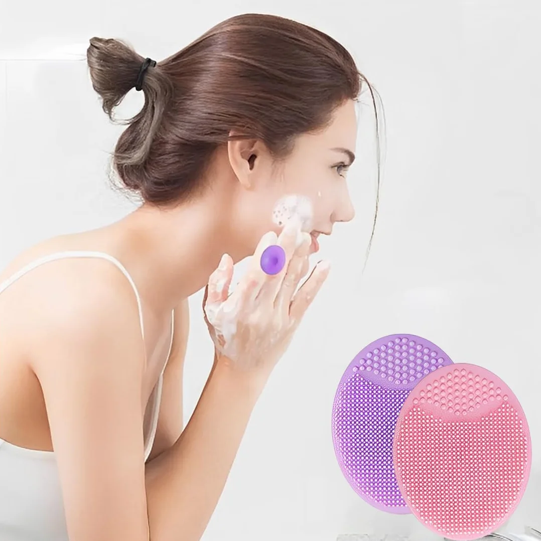 2 Pcs Spazzola Pulizia Viso in Silicone Morbido Scrubber Esfoliante e Massaggiatore Anti-età per una Cura Delicata della Pelle Rosa Viola