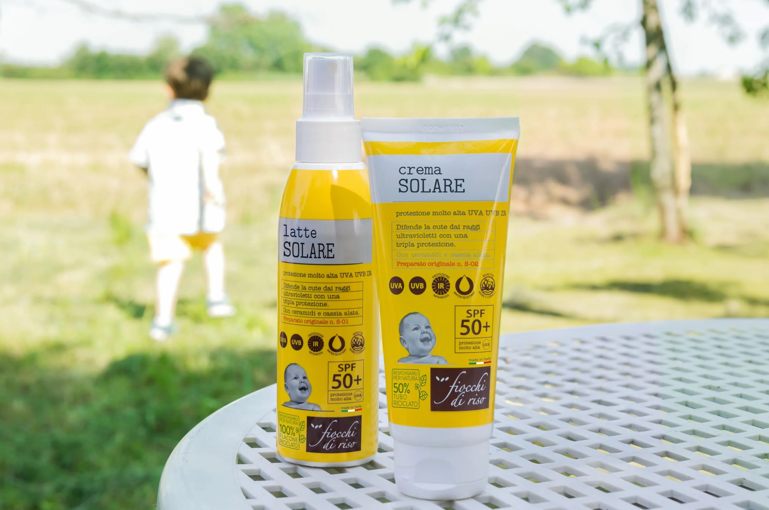 Fiocchi di Riso - Crema SOLARE 50+ - 100ml - PROTEZIONE SOLARE - SPF 50+ - Ideale per difendere la cute dai raggi ultravioletti con una tripla protezione. Con ceramidi e cassia alata. Pack riciclato