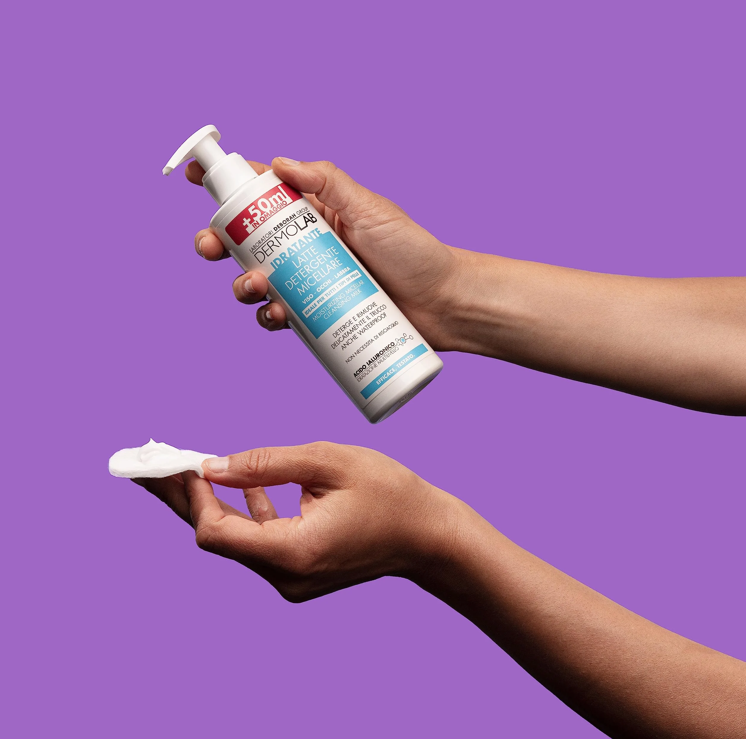 Dermolab - Latte Detergente Micellare Idratante Viso, per Tutti i Tipi di Pelle, con Acido Ialuronico, Effetto Idratante, Rimuove Delicatamente il Trucco, Dermatologicamente Testato, 250 ml