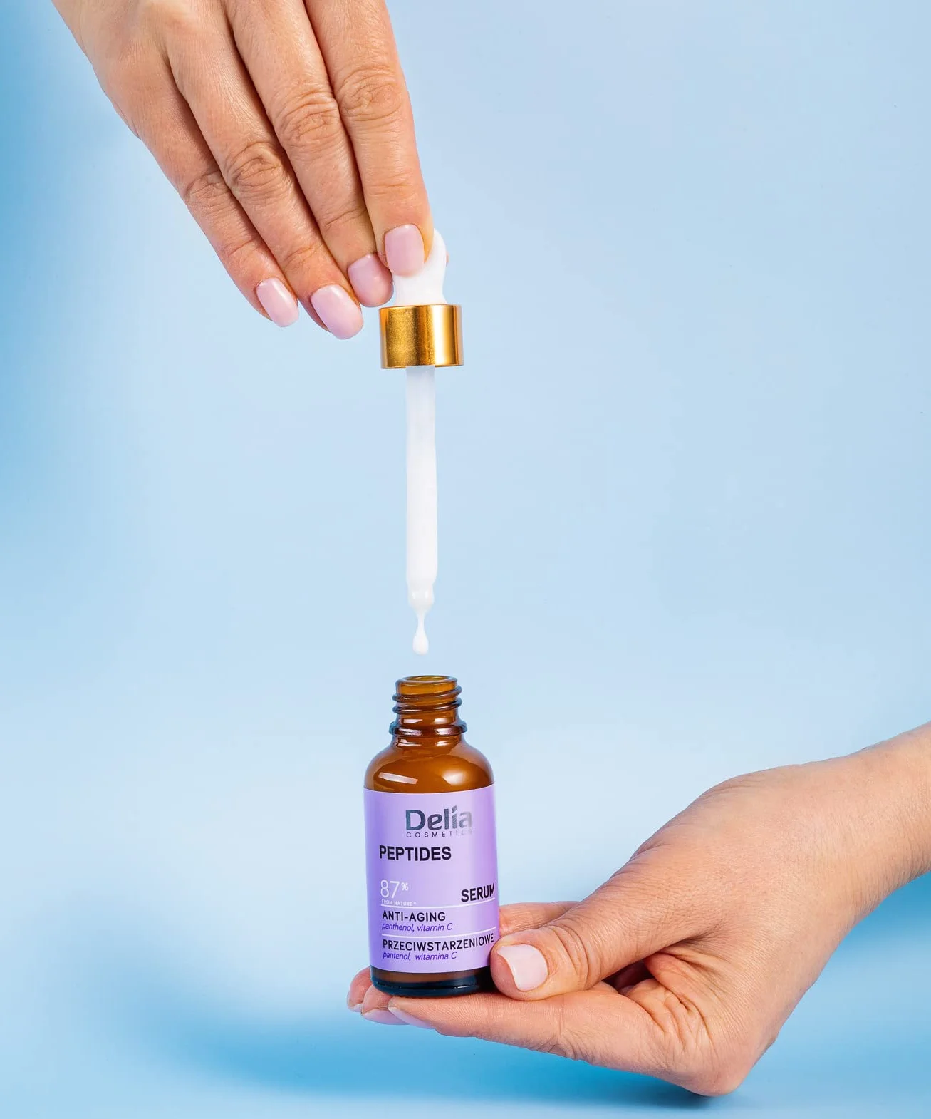 Delia Cosmetics - Siero Antirughe - Peptidi - Pelli Mature - Riduce le Rughe. Uniforma il Colorito della Pelle - Ritarda il Processo di Invecchiamento - Pelle Liscia e Soda - Vegano - 30ml