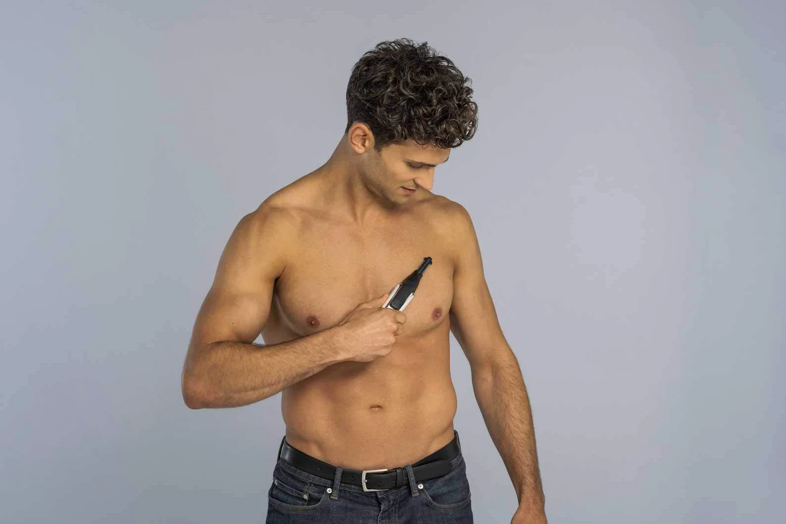 Remington Rasoio Elettrico Multiuso - Rifinitore per il corpo, Regolabarba, Tagliacapelli, Taglia peli naso e orecchie - 9 testine-pettini, al Litio, Regolabarba, Multigroomer, PG5000