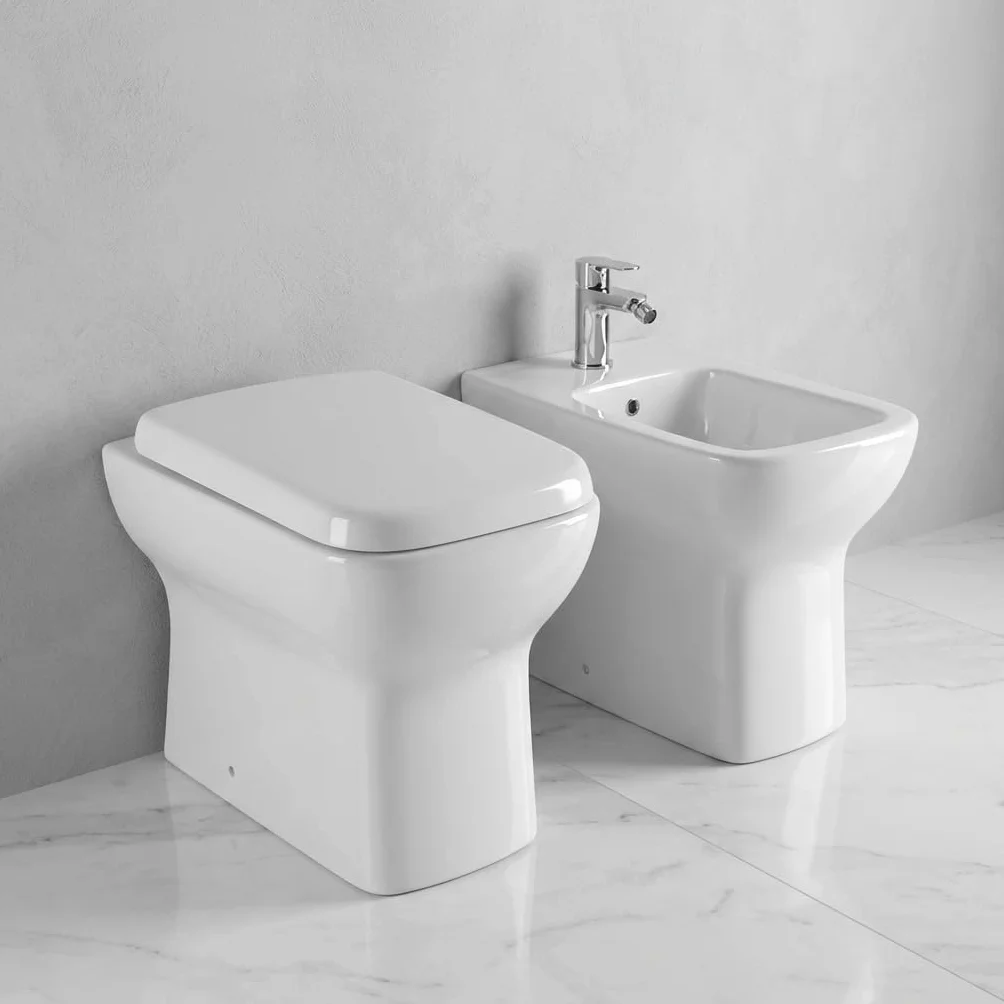 Gravena Coppia sanitari filomuro in ceramica bianco Piccolo