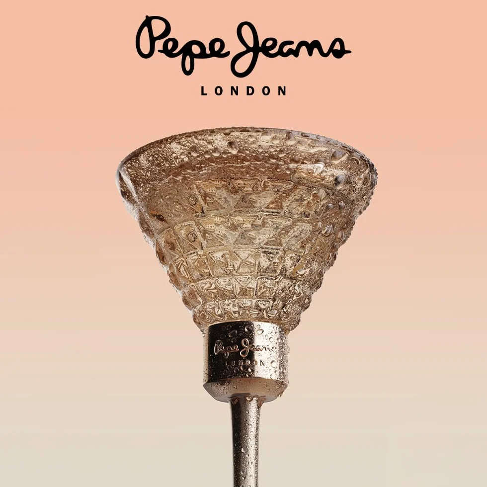 Pepe Jeans Life Is Now For Her Profumo Donna Pack 3 Pezzi Eau de Parfum 30ml, Body Lotion 50ml e Gel Doccia 50ml Confezione Regalo Fragranza Floreale e Orientali Profumi Donna di Marca