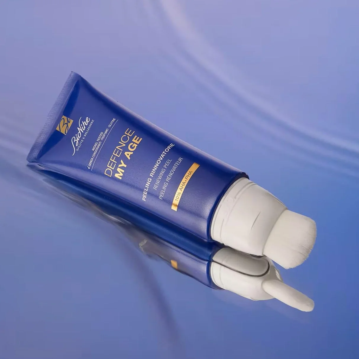 BioNike Defence My Age - Peeling Viso Rinnovatore Antirughe, Effetto Perfezionante in 10 Minuti, Esfoliante con Alfa e Poli-idrossiacidi, Stimola il Rinnovamento Cutaneo, Texture in Gel Fresca, 50ml