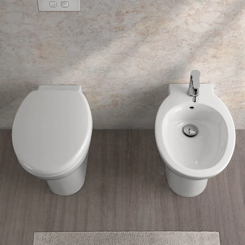 Cipro set wc e bidet filomuro con scarico universale e brida copriwater soft-close