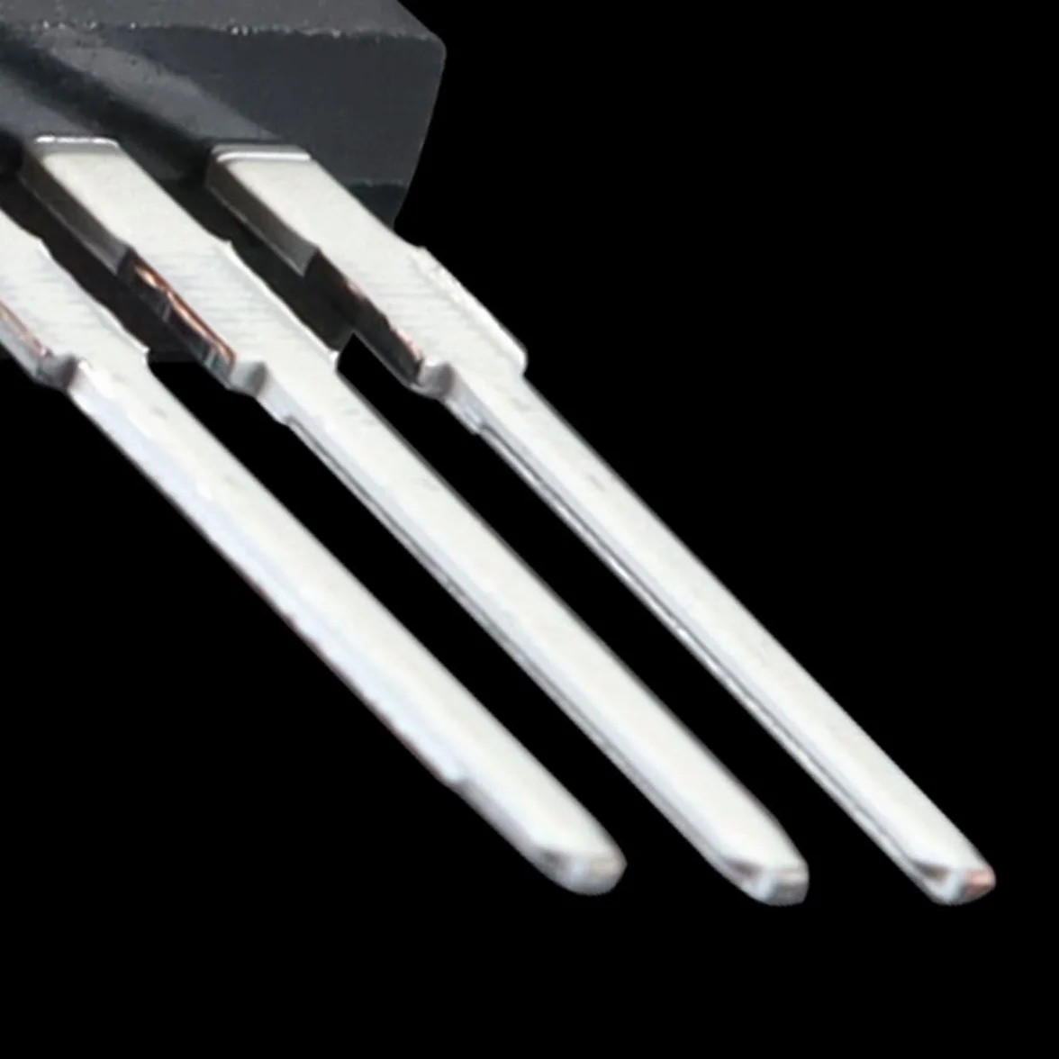 Regolatore di tensione positivo lineare L7809CV 9 V 10 pezzi