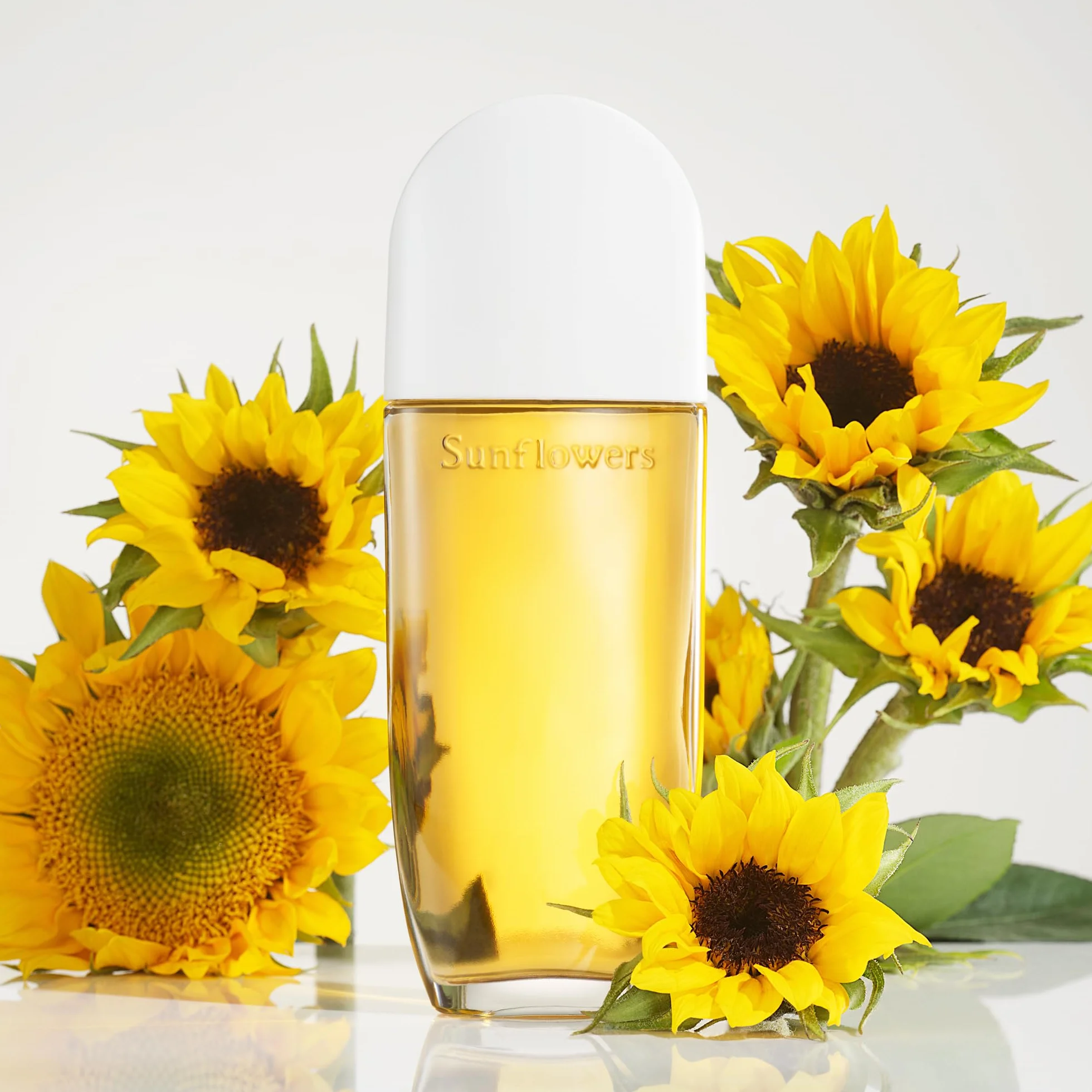 Elizabeth Arden - Sunflowers, Set Donna 2 Pezzi: Eau de Toilette Spray 100 ml e Lozione Corpo Profumata 100 ml, Coffret Regalo