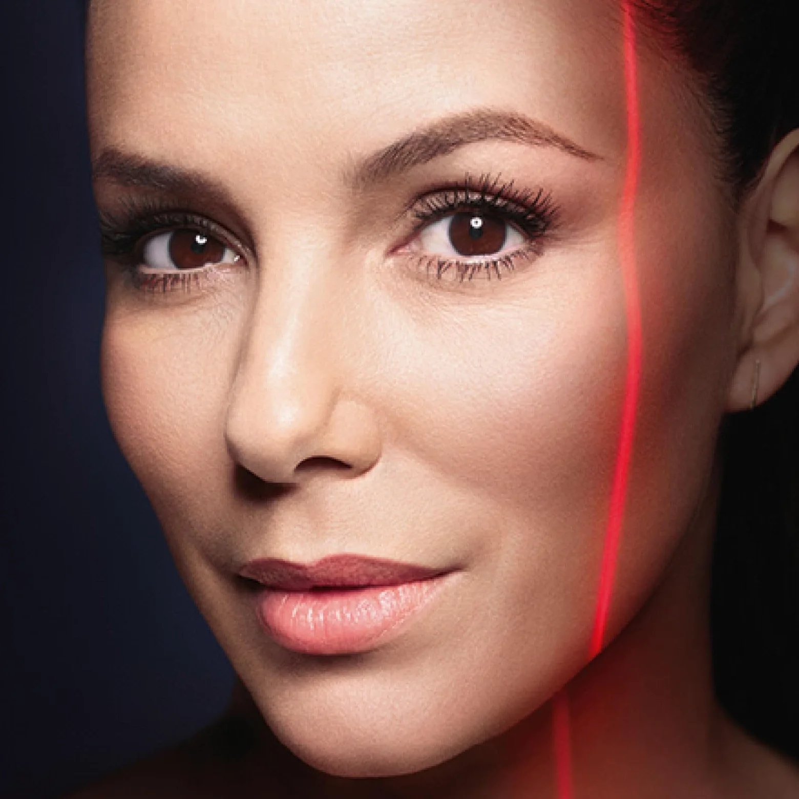 L'Oréal Paris Revitalift Laser Crema Giorno + Notte + Trattamento, Set da 3 | Kit Viso Anti-Età e Antirughe, Ridensificante Rassodante Illuminante