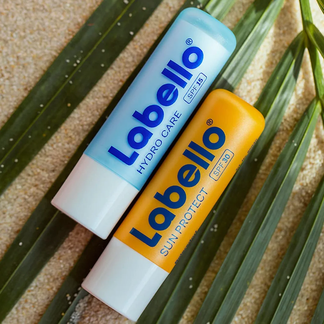 Labello Sun Protect, balsamo labbra waterproof con protezione solare (SPF 30), senza oli minerali, 1 confezione (4.8 g)