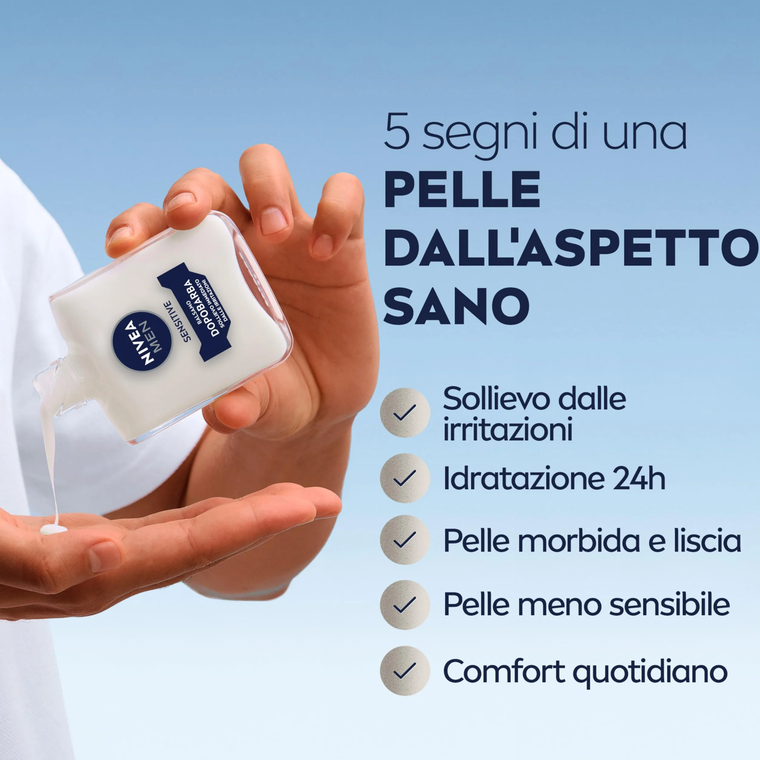 NIVEA MEN Sensitive Kit Cofanetto Regalo Uomo, Set regalo con Schiuma da Barba 200 ml, Balsamo Dopobarba 100 ml, Deodorante uomo Black & White 50 ml e Travel Bag omaggio inclusa