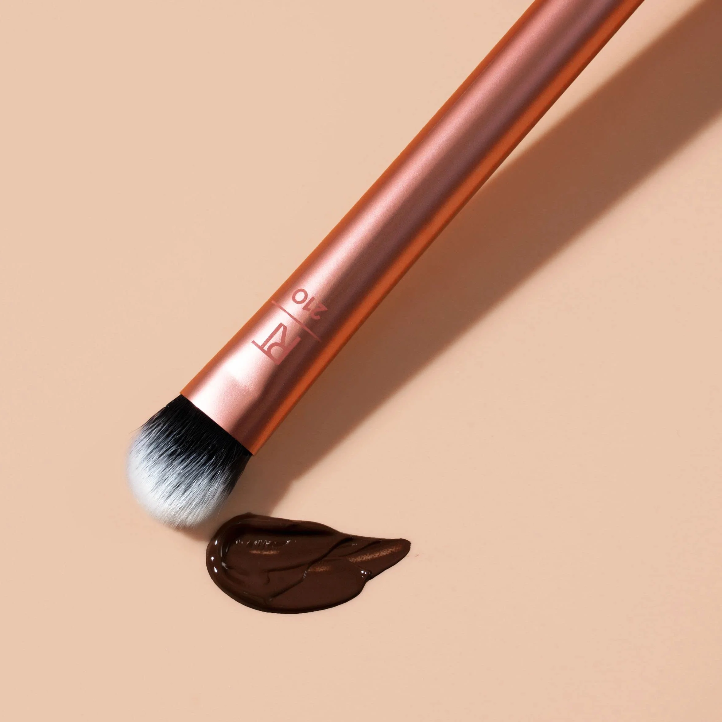 Real Techniques Pennello per Correttore, Expert Concealer
