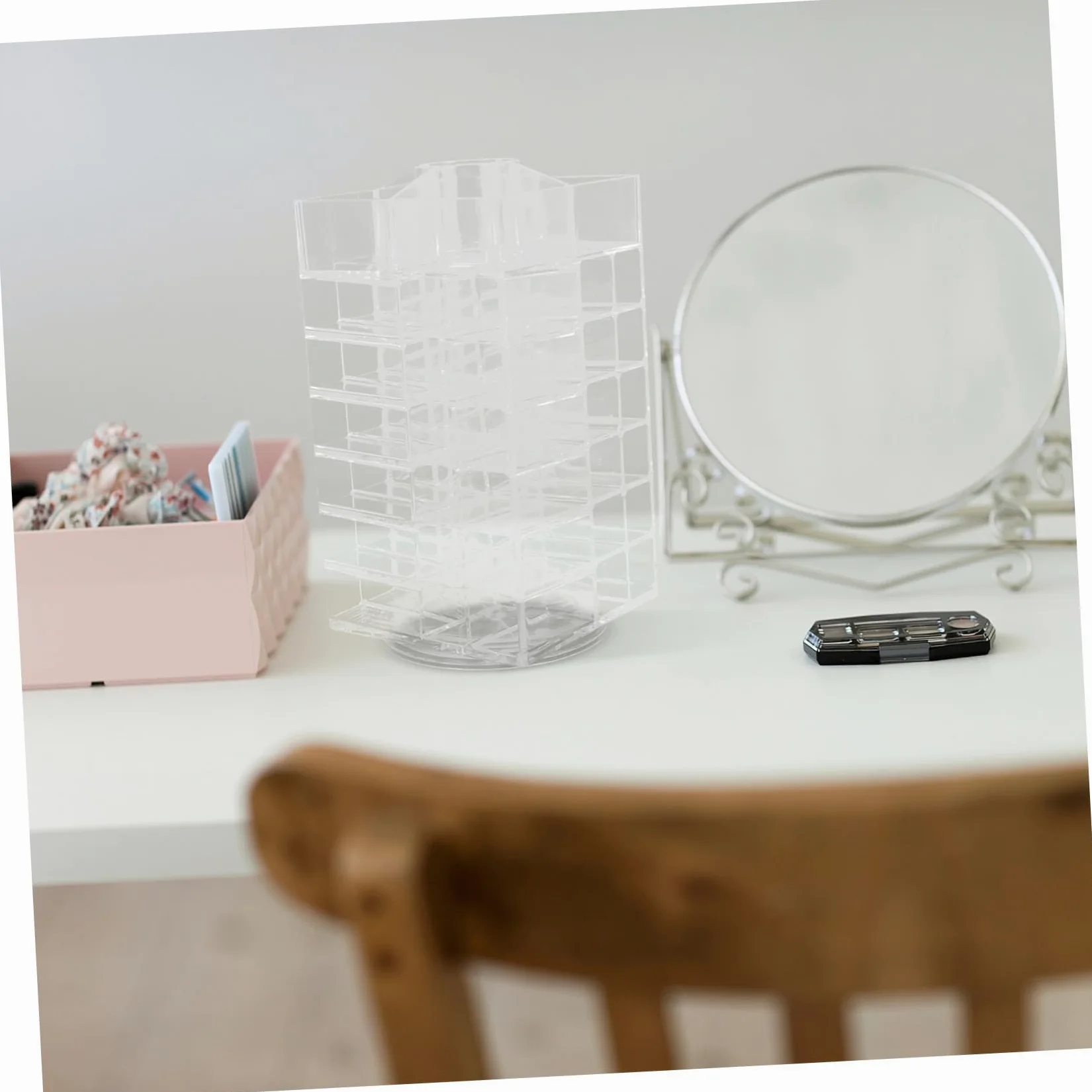 Organizzatore Girevole per Rossetti 53 Scomparti in Acrilico Trasparente | Desktop a Cinque Lati, Design Raffinato e Capienza Ampia, per Cosmetici e Vanity