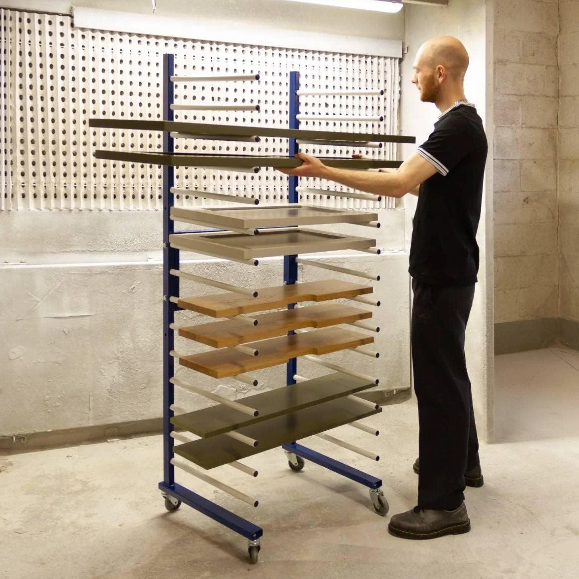 Rastrelliera Verniciatura Carrello per Essiccatura Vernici 15 Supporti 300 kg 15 strati 20 kg per strato Larghezza regolabile 35-65 cm