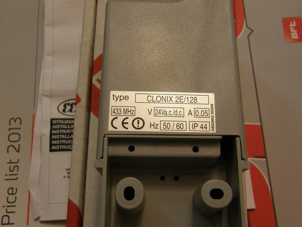 BFT Clonix 2E Ricevitore 2 canali 433,92 MHz 12-24 V AC/DC per MITTO KLEIO TRC