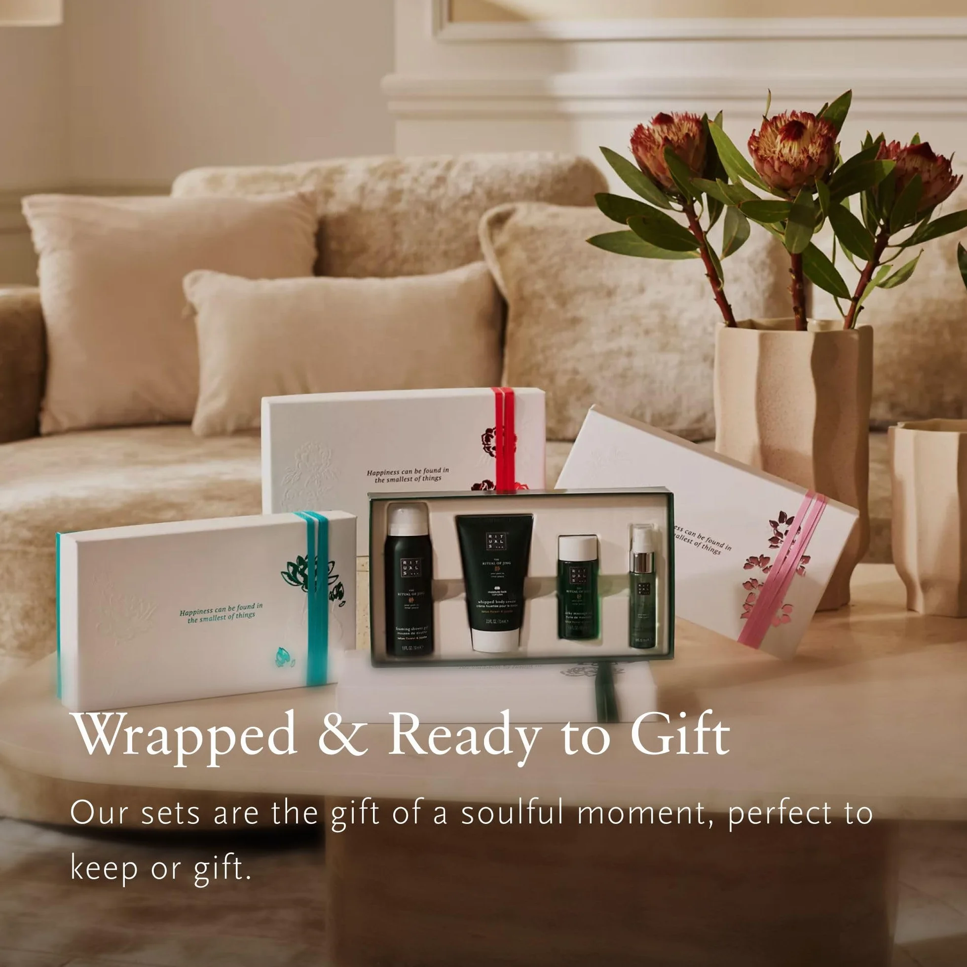 RITUALS Cofanetto regalo donna The Ritual of Sakura, Small – Set regalo donna con prodotti per la cura del corpo, Set bagno nutriente arricchito con latte di riso e fiore di ciliegio