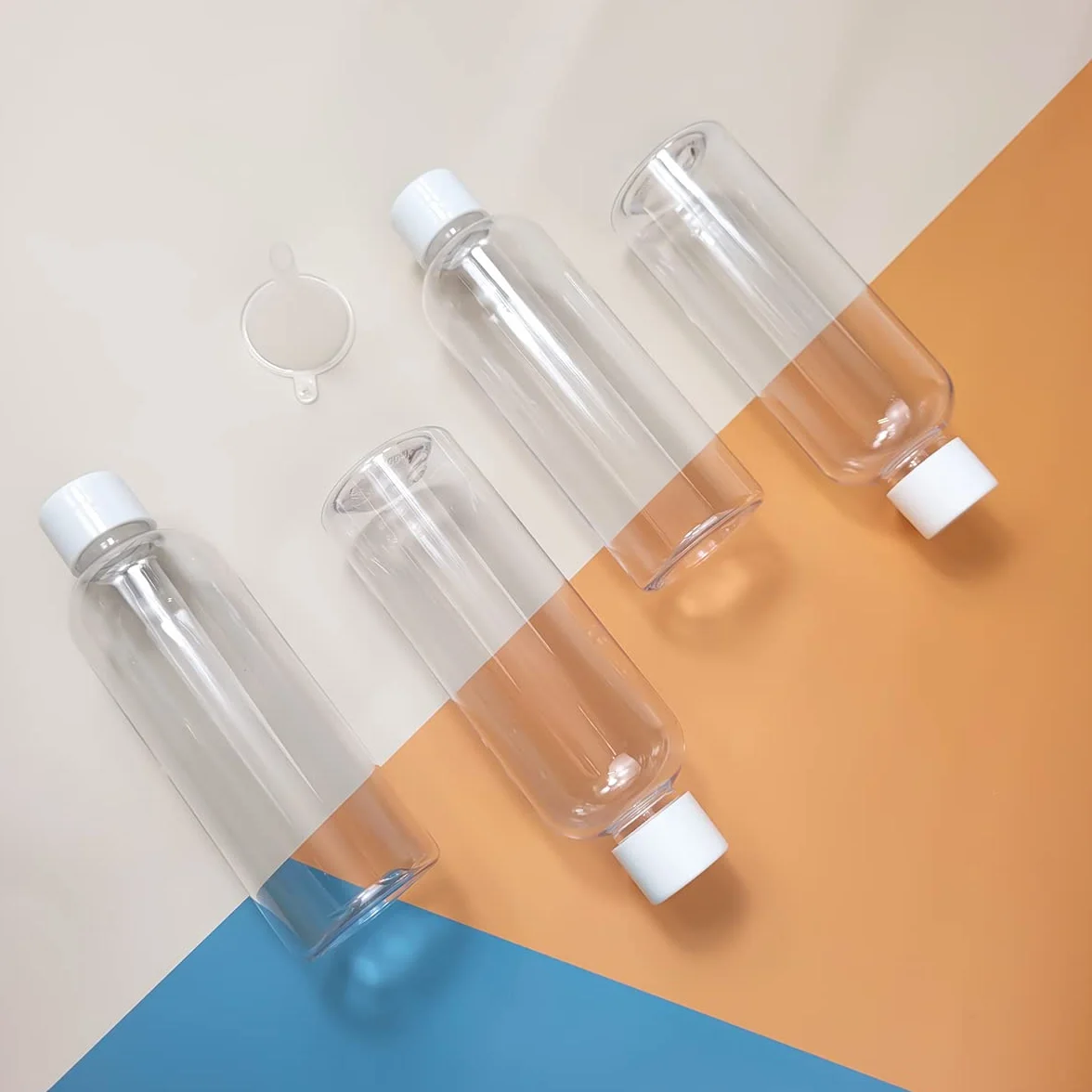 Bottiglie da viaggio da 4 pezzi, 100 ml Bottiglie da viaggio in plastica vuote ricaricabili con coperchi a vite per articoli da toeletta, sapone, shampoo e balsamo