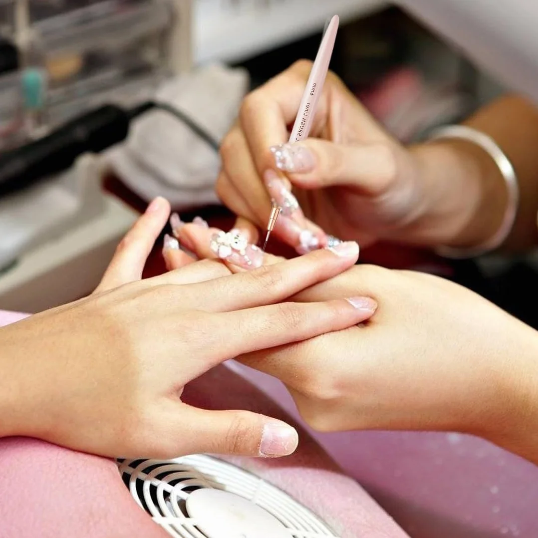 WeddHuis Pennelli per nail art, 5 pennelli per nail art, set di pennelli per disegnare e punteggiare le unghie, per linee lunghe, dettagli sottili, dimensioni 6/9/12/15/18 mm,rosa