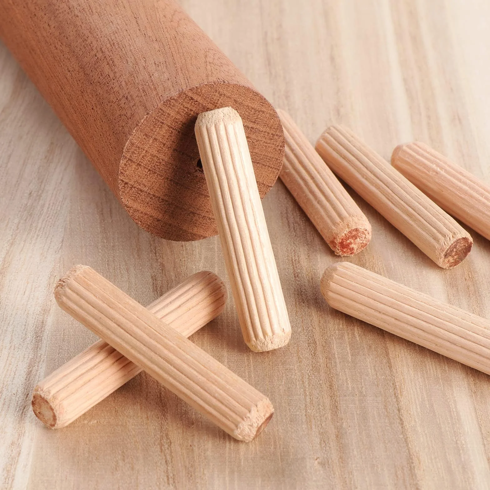 Tasselli in Legno Scanalati 6x30/8x30/8x40/10x40mm, Spine e Perni in Legno Duro 350 Pezzi per Mobili, Assemblaggio