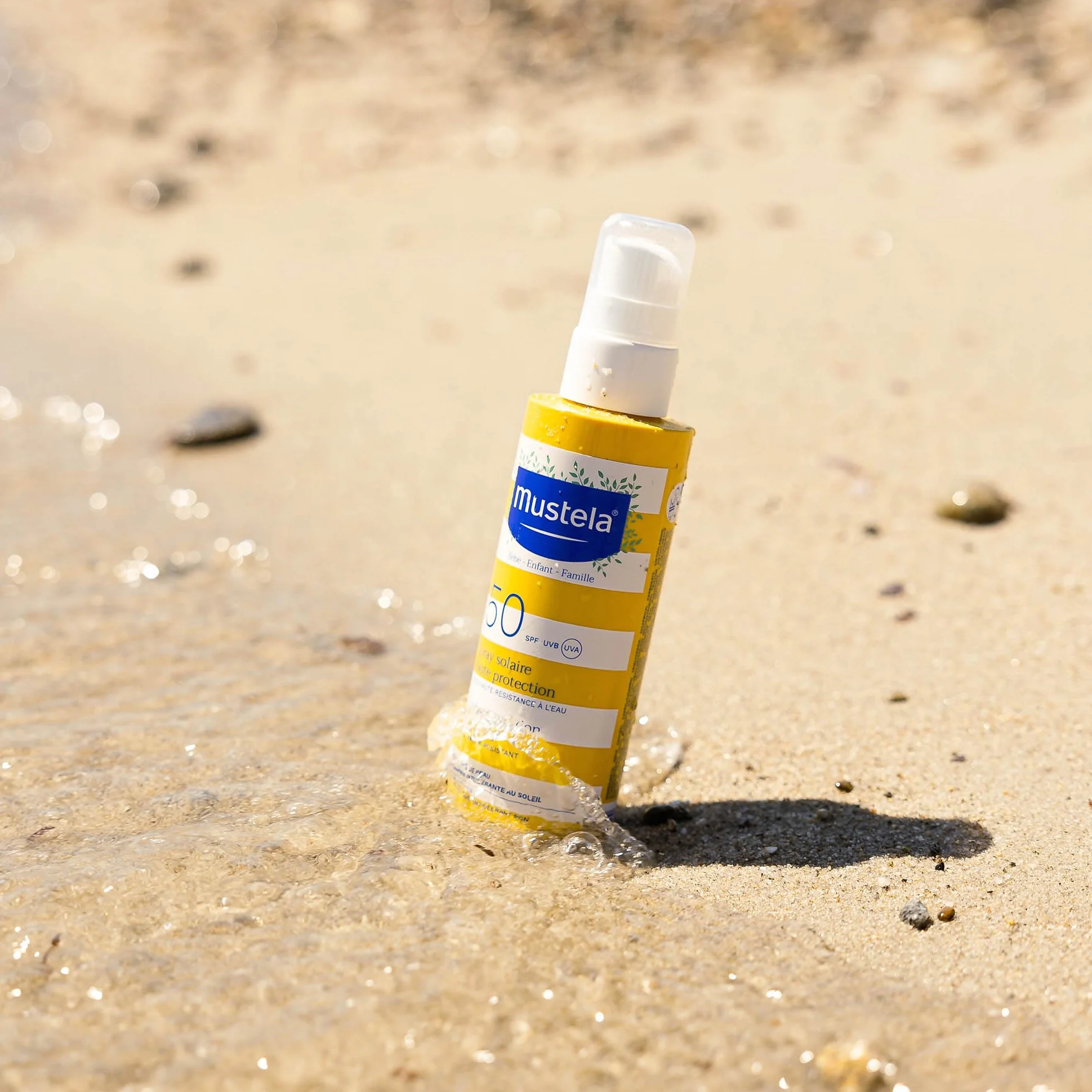 Mustela Spray Latte Solare Spf 50, Viso, Corpo, Con Avocado e Vitamina E, Neonati, Bambini, Tutta la Famiglia, Adatto in Gravidanza - Protezione Molto Alta dai Raggi UVB e UVA (200ml)