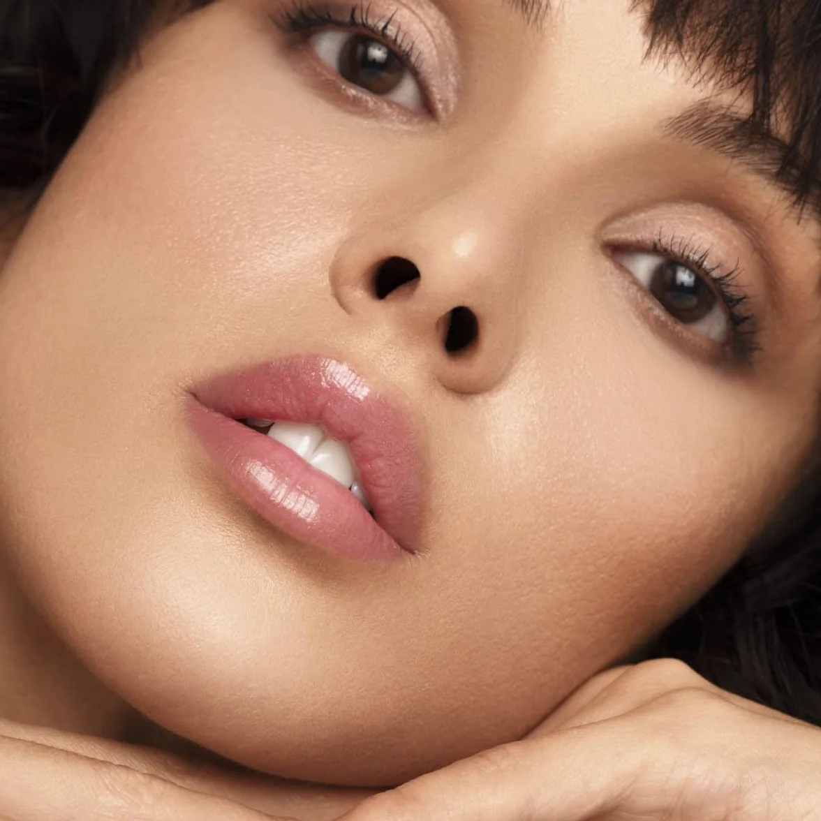 LEPO | BB Cream 6 in 1 Viso Colorata - Tonalità 02 Medio Scuro con Olio di Argan e Burro di Karitè: Idratazione e Perfezione per una Pelle radiosa