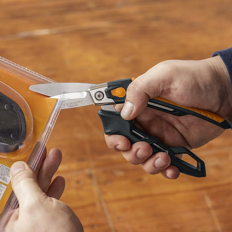 Fiskars Snip a molla con impugnatura morbida