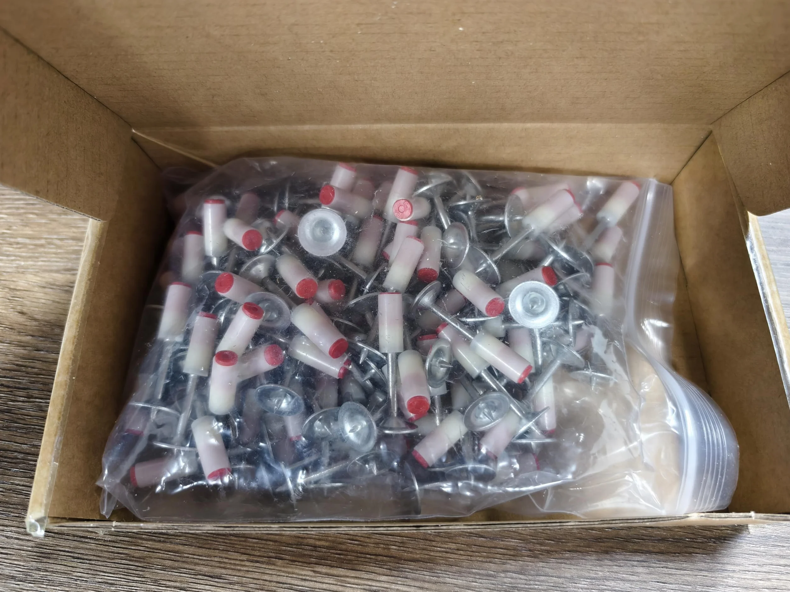 Chiodi in Acciaio 26 mm per Cemento, Legno, Metallo e Muratura - 100 sztuk
