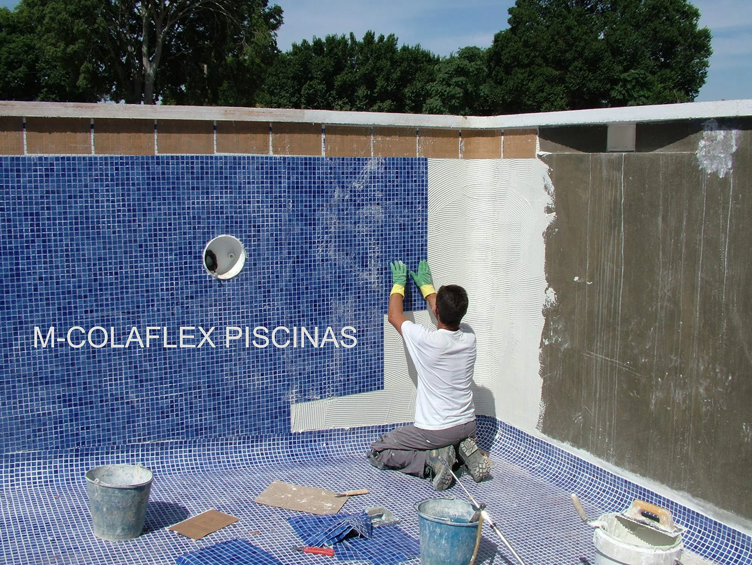 M-COLAFLEX PISCINAS Adesivo cementizio flessibile 2,5 kg per piastrelle piscine