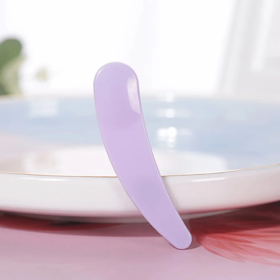16 Pezzi 10Grammi/10ml Vuoti Vasetti Cosmetici in Plastica e 4 Mini Spatole, Mini Vasi da Viaggio con Coperchi, Vasi Campione per Mini Articoli da Toeletta per Lozioni, Cosmetici (4 Colori)