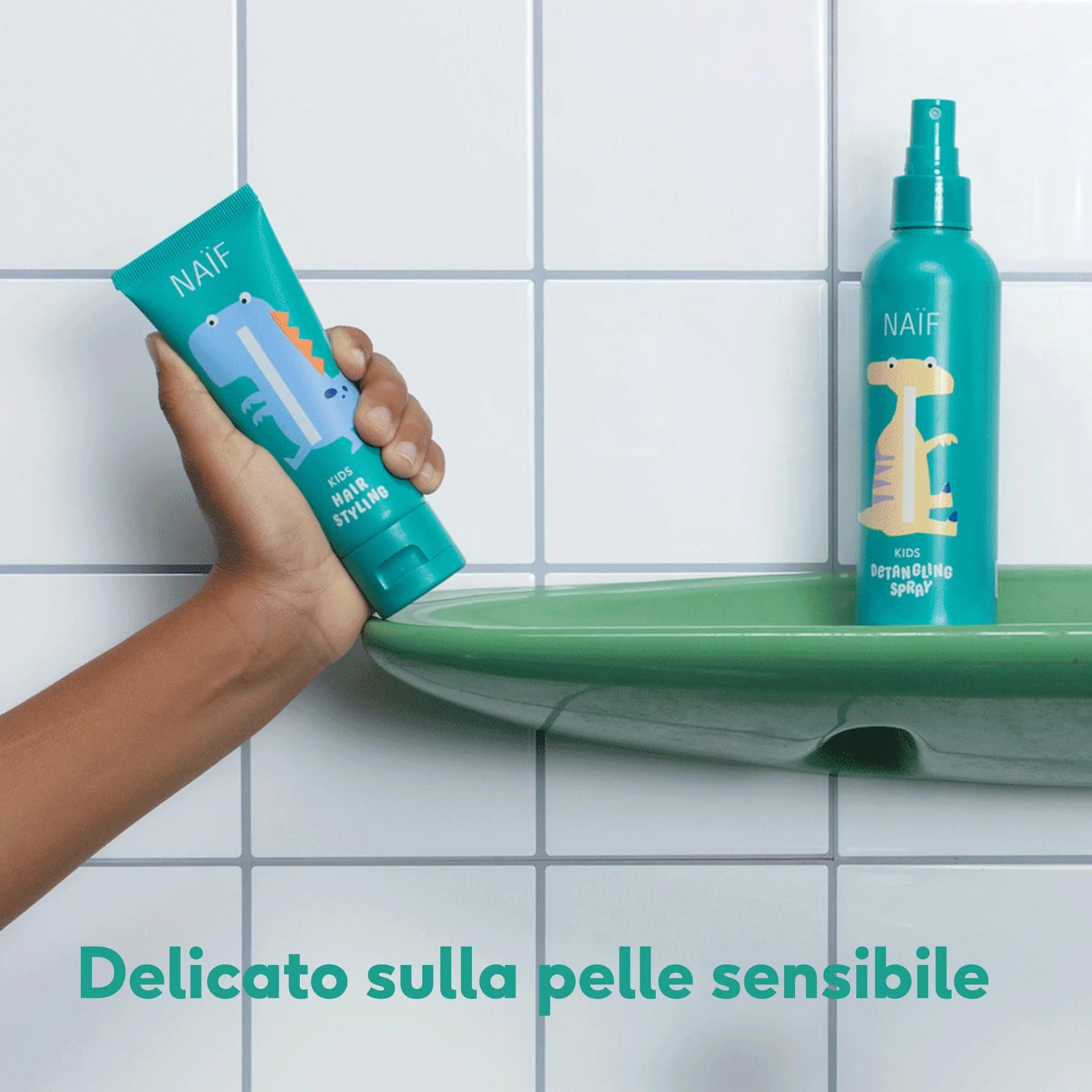 Naïf – Palla da bagno per bambini da 3 anni – Divertimento scoppiettante – Formula delicata – 0% SLES – Dermatologicamente testata – Origine naturale – 100 g