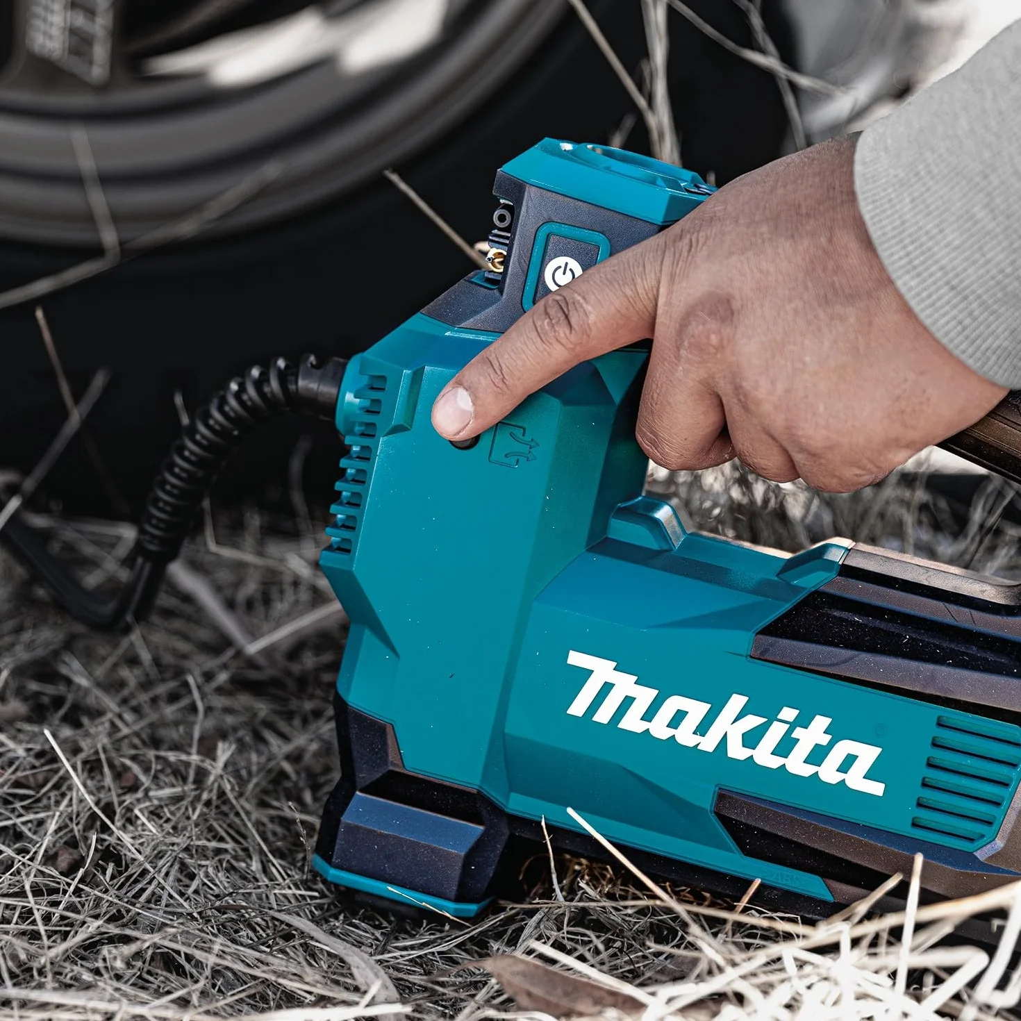 Makita Compressore MP001GZ 11,1 bar 40V max.